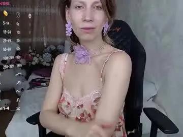 cherishsia — sucking on a lollipop [35 tokens left] #milf #mommy #stockings #highheels #lovense