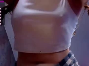 emilyart_ — GOAL: boobs teasing [200 tokens remaining] hello! I'm back! #nonude #new #lovense #latex #young