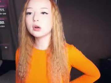 gwenbudlong — GOAL: toples + show my nipples [69 tokens remaining] Sofia here! Welcome, guys! #new #18 #squirt #lesbian #mistress