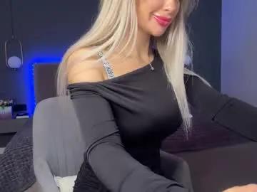kristy_saint — make me wet.. #pantyhose #feet #socks #legs #fetish [18 tokens remaining]
