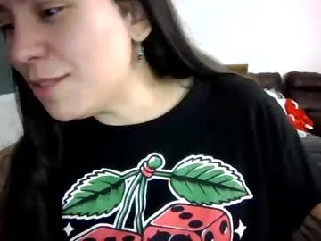 lila_mune — Away on Chaturbate