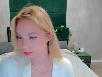 melanie_ryer — oil on booty [87 tokens left] Hello everyone, my name is Melanie!PVT OPEN #shy  #blonde #18 #feet #ass