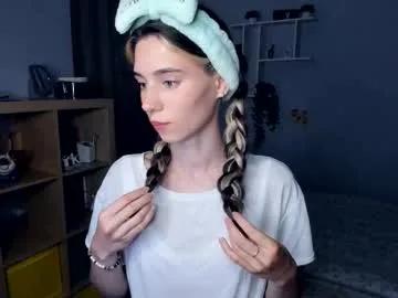 misschaotic_ — Goal: suck finger close to cam <3 Hey, my name is Shelley #18 #shy #new #cute #teen [22 tokens remaining]