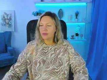 ninastarle — #nonude #milf #bigboobs