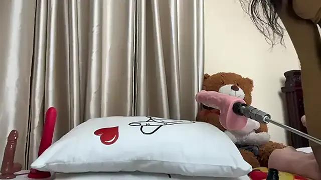 AudreySpanksFuck- — Waterfalsquirts +going hard