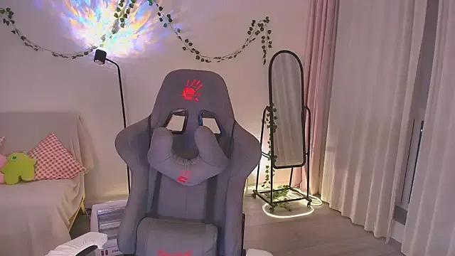 Eva_Davi — ANAL SHOW DILDO ASS