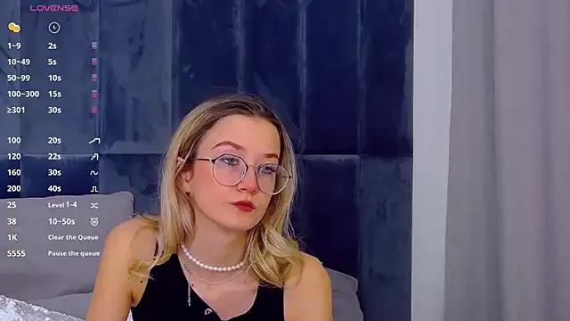 MaeLili — Smile!Lets enjoy our day together