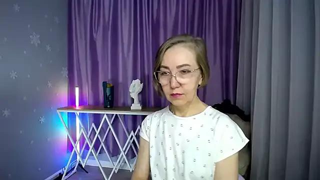 queen_a_n_i — open ass