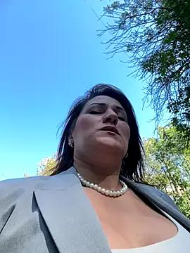 ZhenjaPoledance — Show tits